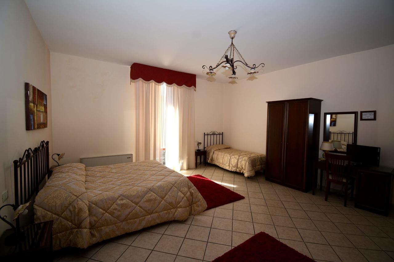 Affittacamere La Piazzetta Caltagirone Luaran gambar
